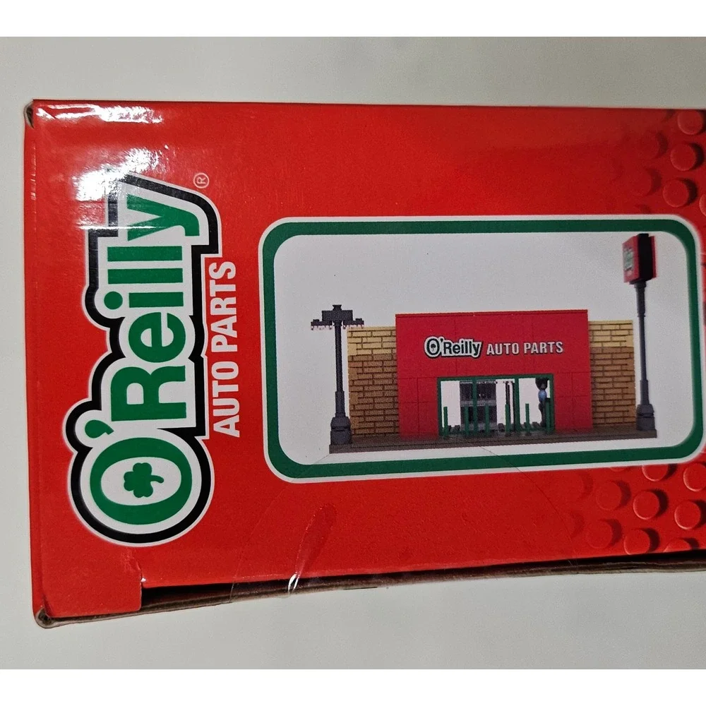 NovaBrix O'Reilly Auto Parts Store Building Brick Set 300+ Pcs OAP1002 New